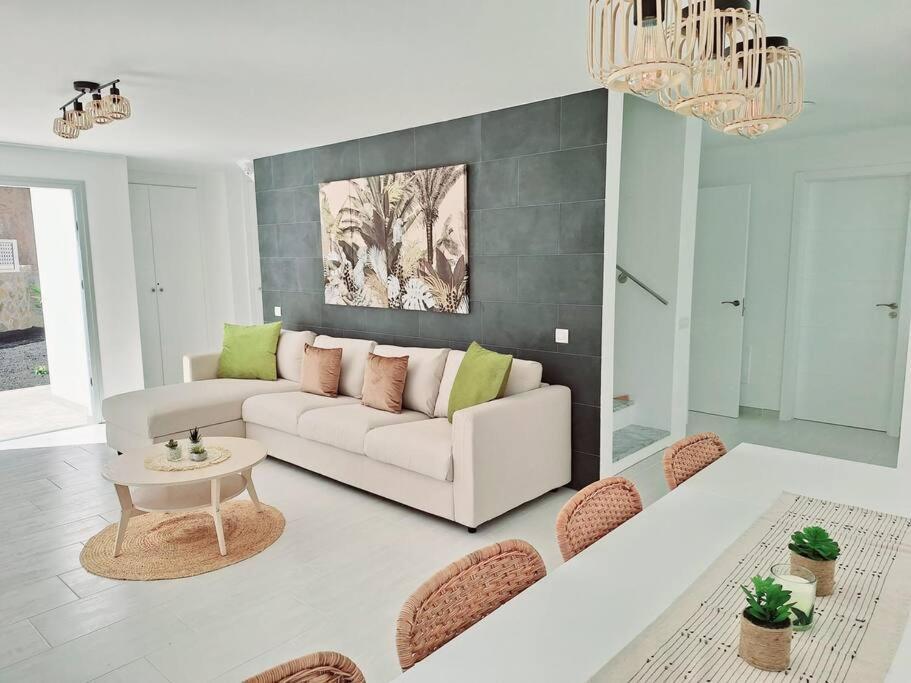 Malibu Mogan Secret Pool Villa - Piscina Privada Y Climatizada - Exclusive Heated Pool La Playa de Tauro Luaran gambar